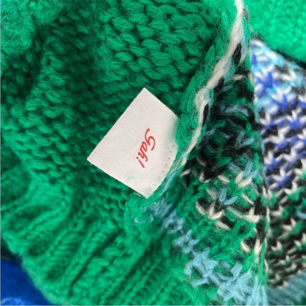 Lisa Says Gah! Farm sweater - Picture 7 of 7